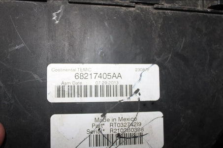 Caja de fusibles para Caravan tonw & country 2011 2015 68217405AA